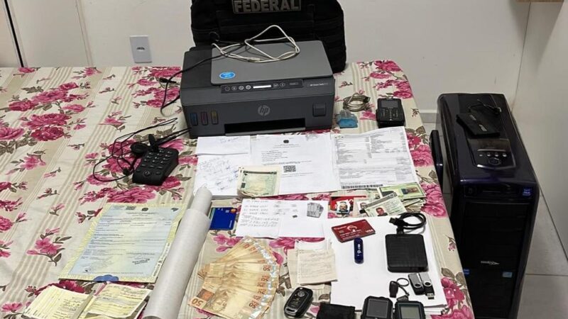 Polícia Federal deflagra operação contra falsificação de documentos e estelionato no interior da Bahia