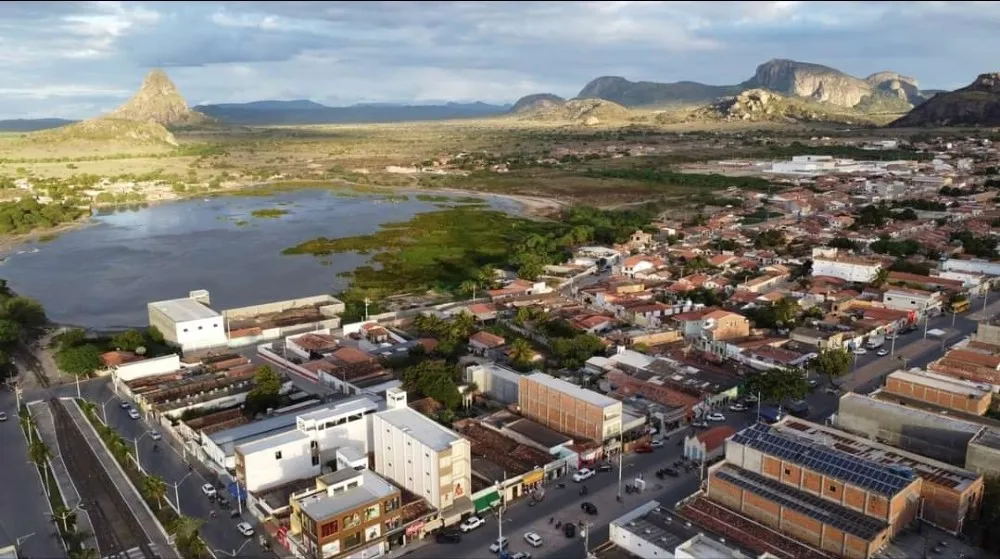 Intenso tiroteio termina com 8 mortes em Itatim na Bahia