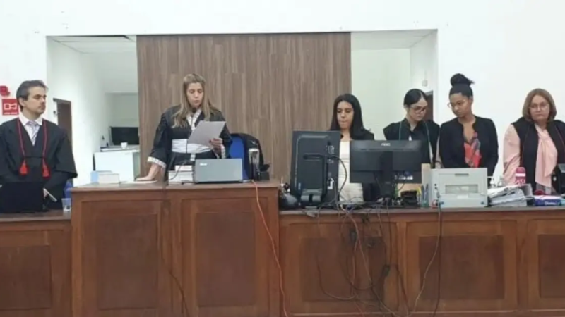 Médico acusado de feminicídio contra ex-companheira é condenado a mais de 23 anos de prisão na Bahia
