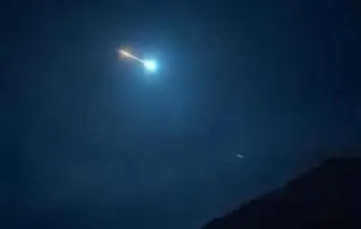 Queda de meteoro provoca forte clarão no céu da região Chapada Diamantina