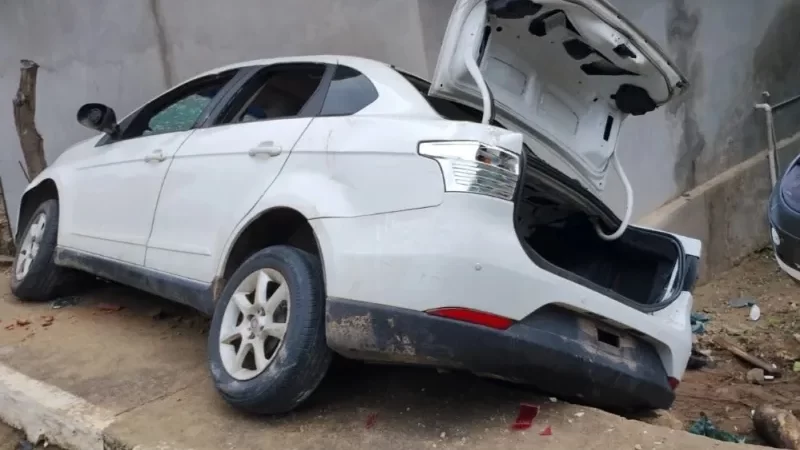 Veículo descontrolado atropela 04 pessoas em Ruy Barbosa – BA